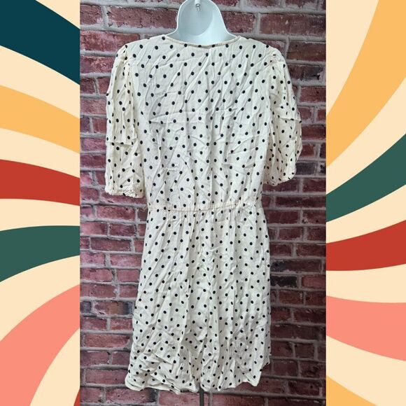 A New Day Polka Dot Wrap Dress Medium V Neck Short Sleeve Knee Length Off White - Picture 6 of 6